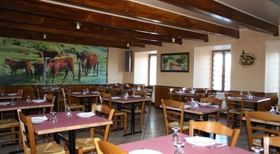 Salle_resto_La_Cabane.jpg
